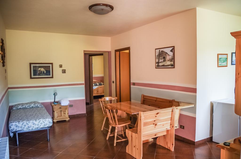 Agriturismo La Praduscella 피비쟈노 외부 사진