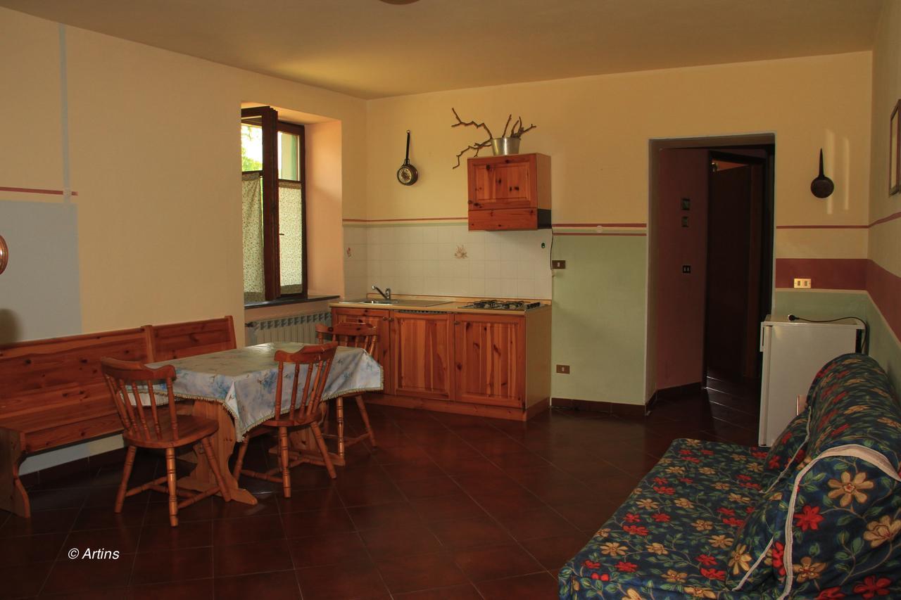 Agriturismo La Praduscella 피비쟈노 외부 사진